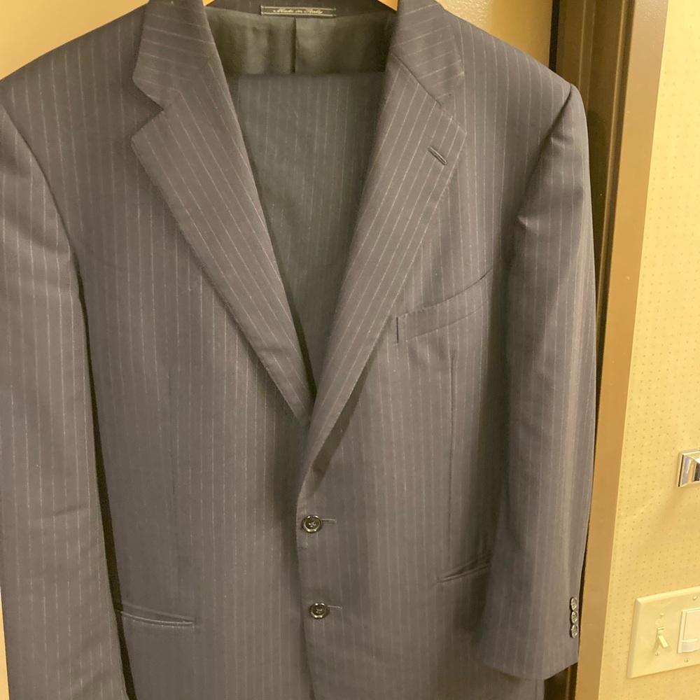 Selling Ermenegildo Zegna Suit and blazer